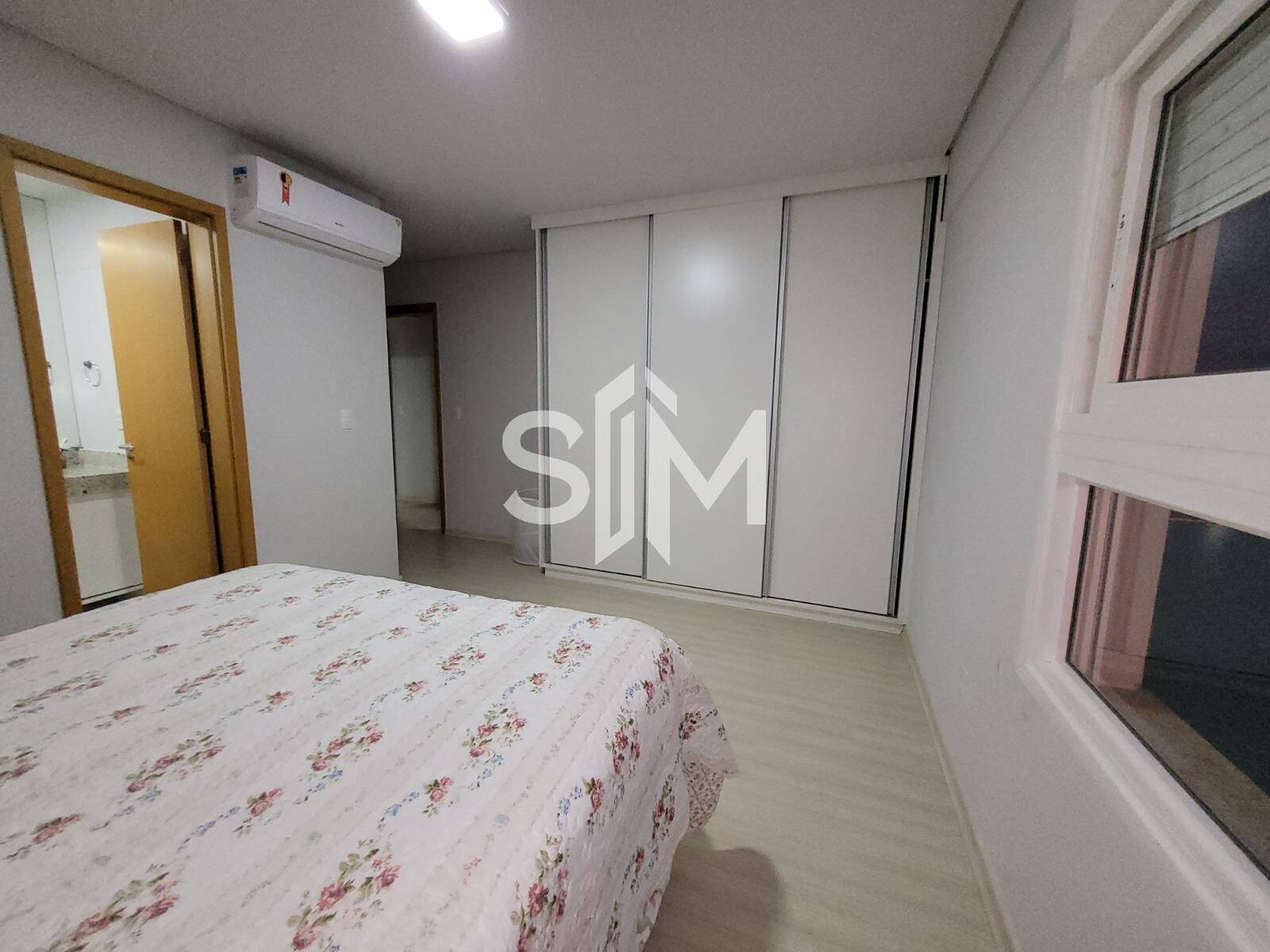 Apartamento para alugar com 3 quartos, 155m² - Foto 6